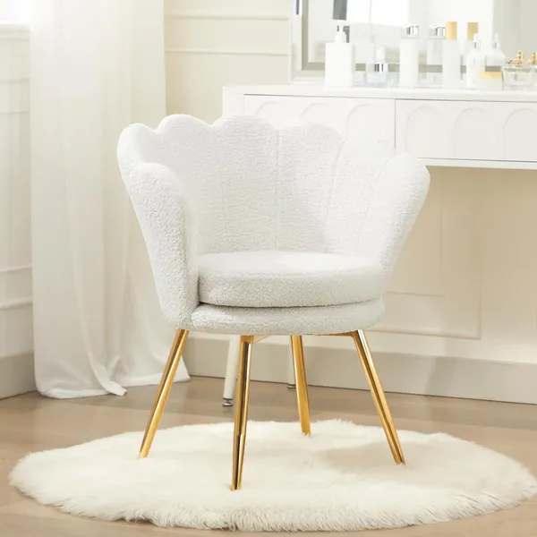 Czlolo Seashell Vanity Chair, White Teddy